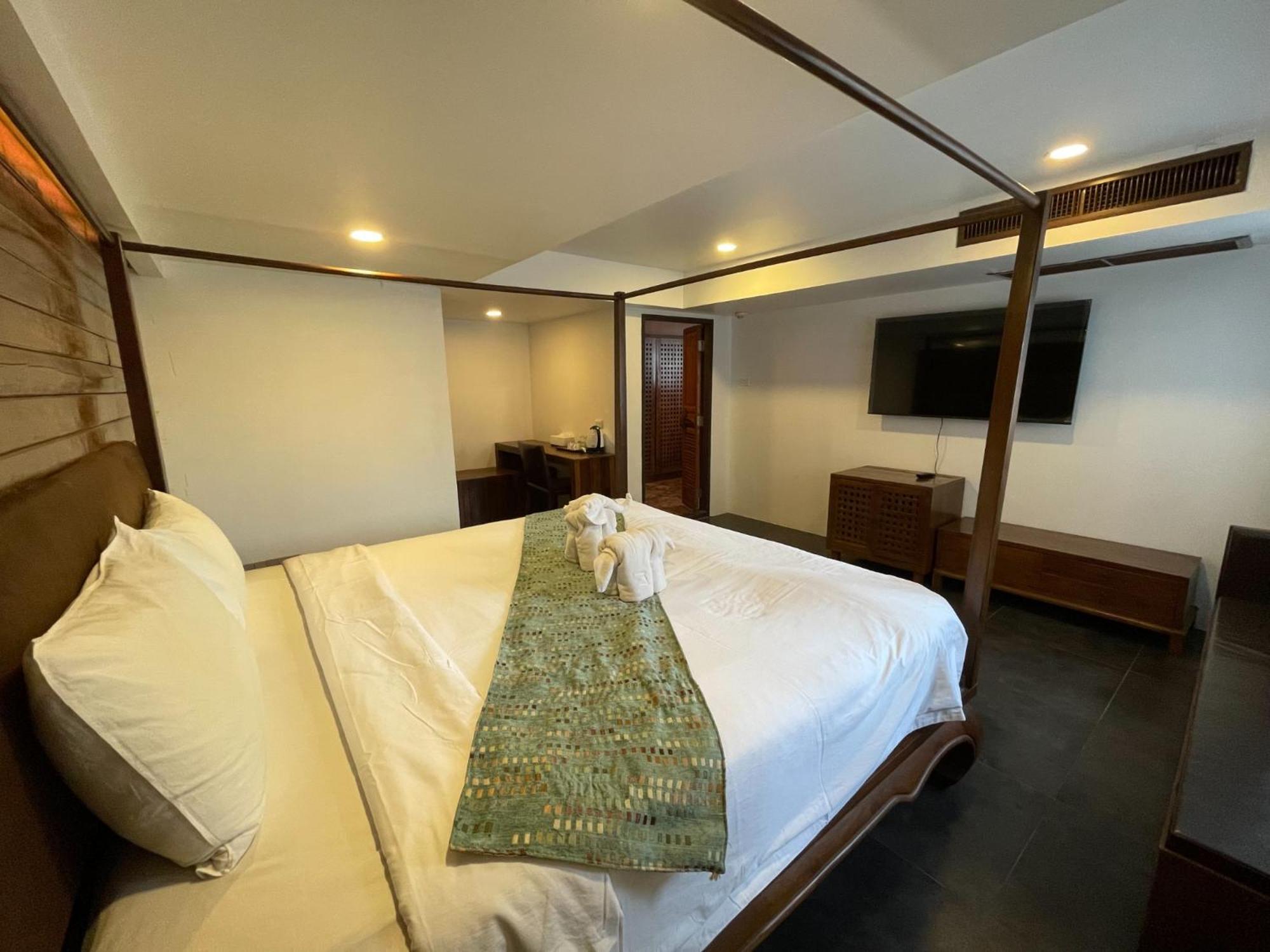 The Guest Arak Boutique Hotel Chiang Mai Exterior photo