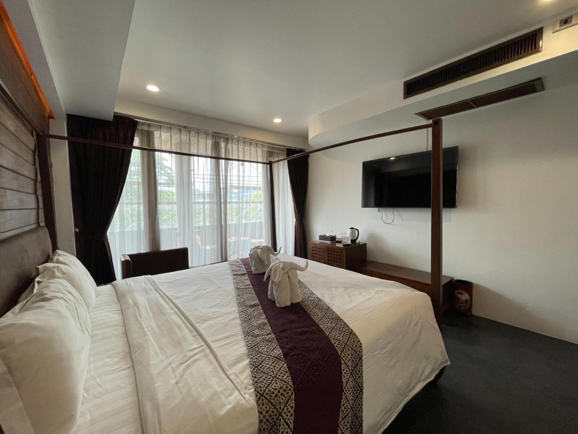The Guest Arak Boutique Hotel Chiang Mai Exterior photo