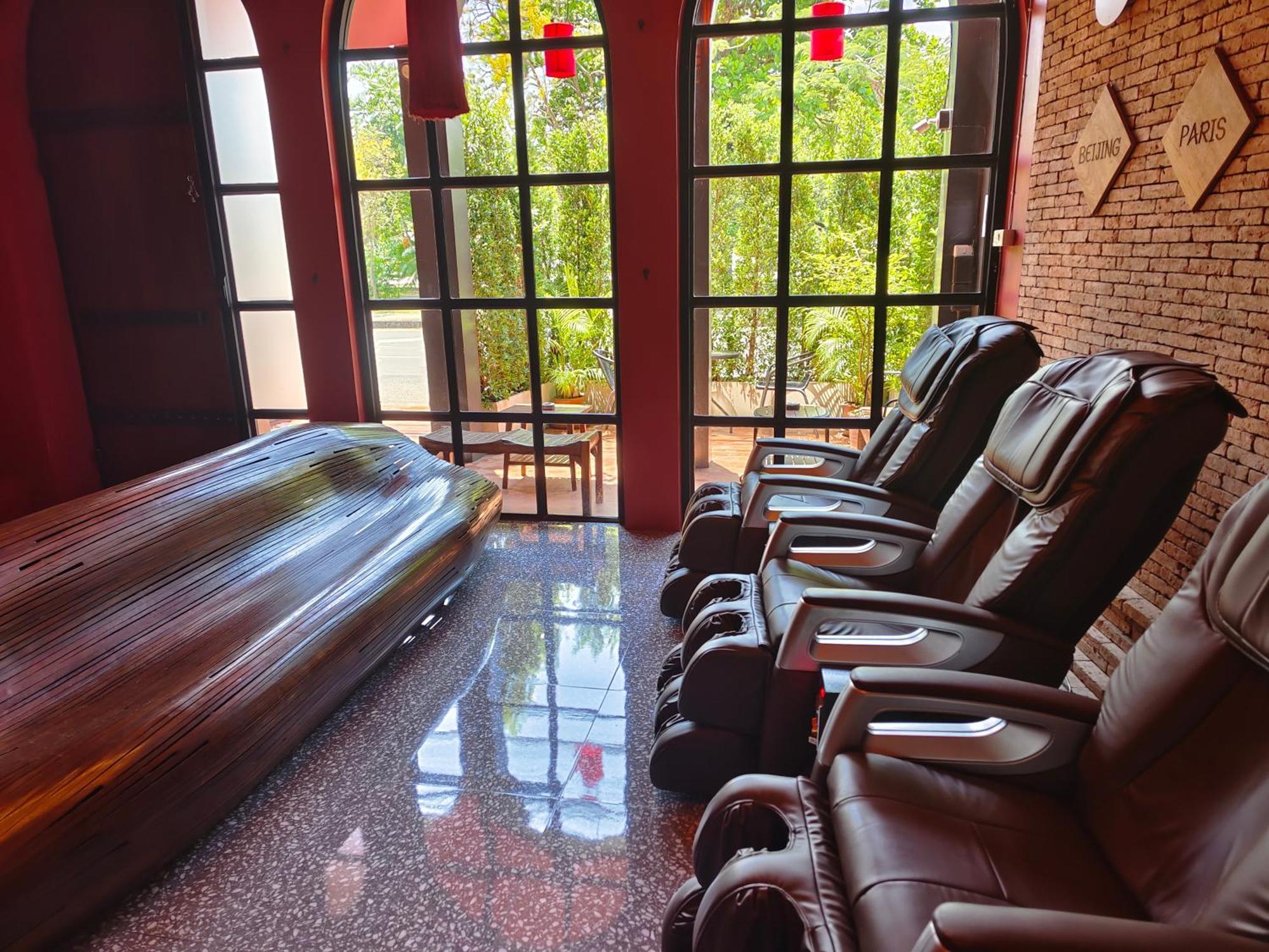 The Guest Arak Boutique Hotel Chiang Mai Exterior photo