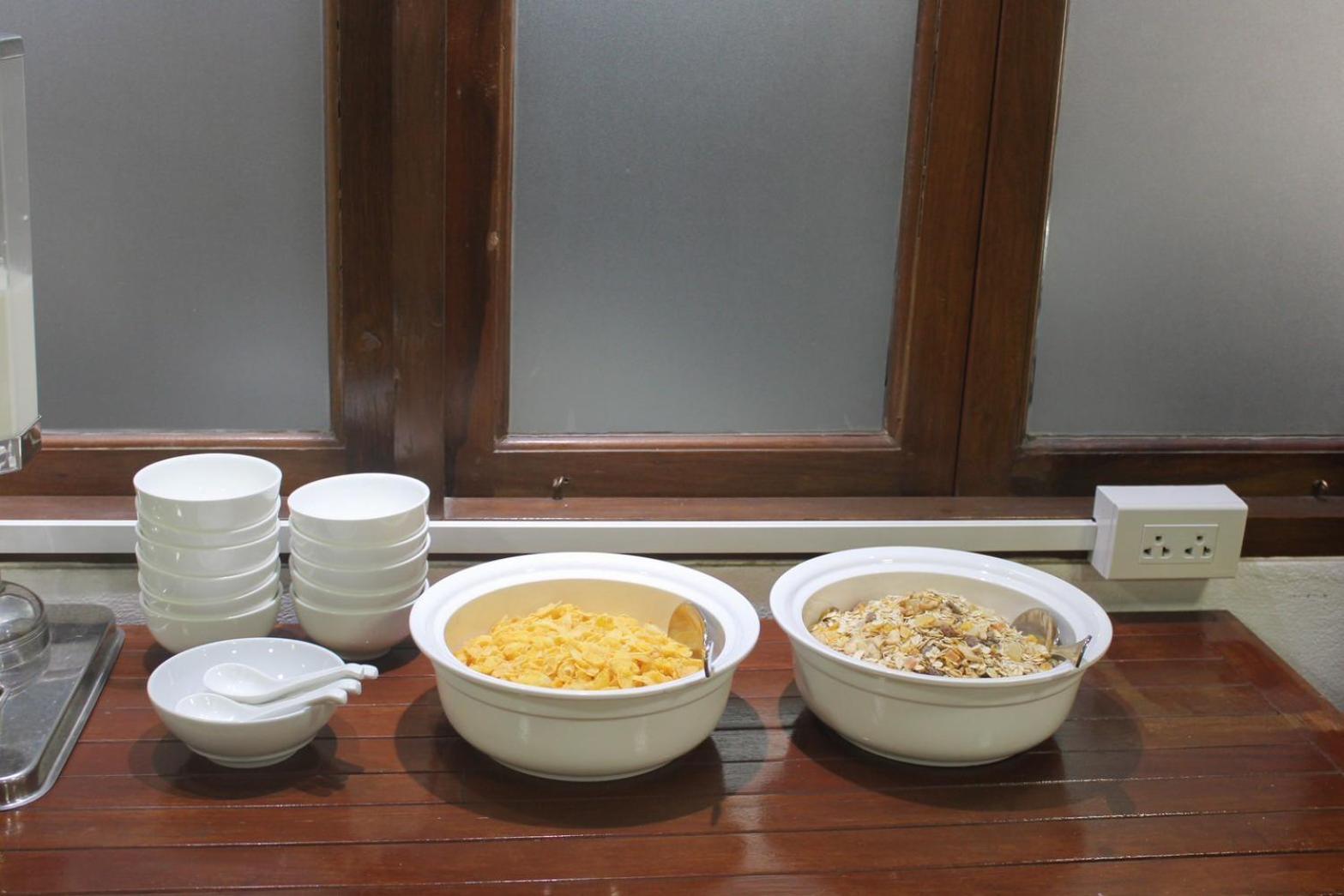 The Guest Arak Boutique Hotel Chiang Mai Exterior photo